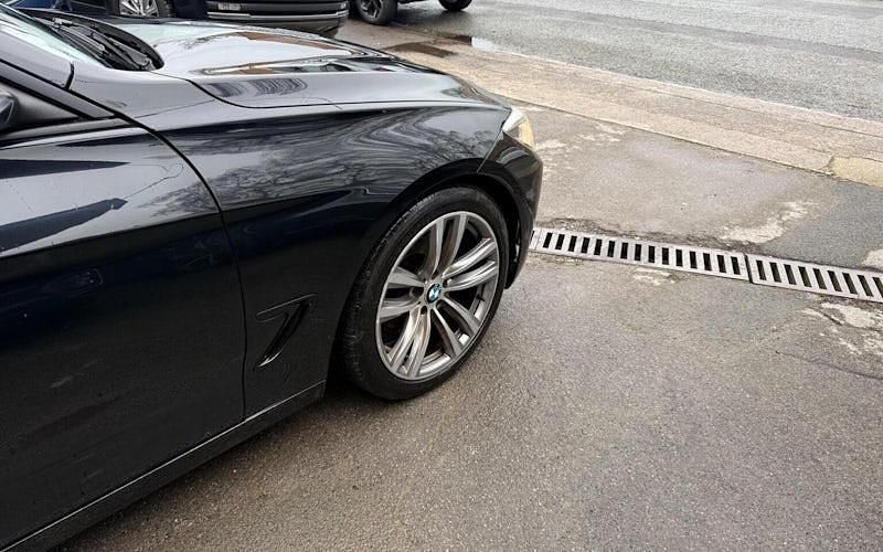 Used BMW 320 Sport Line 184 HP (135 kW) 2013 Black Hatchback