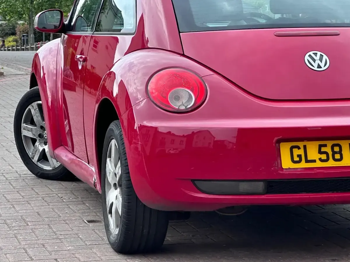 Used VW Beetle 102 HP (75 kW) 2008 Red Hatchback