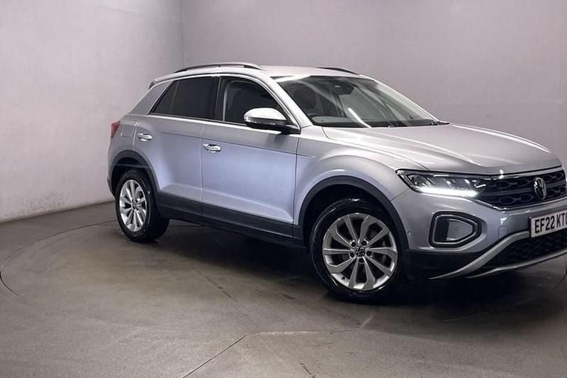Used 2022 VW T-Roc Life SUV | £20,499 (Good price) - Image 1/1