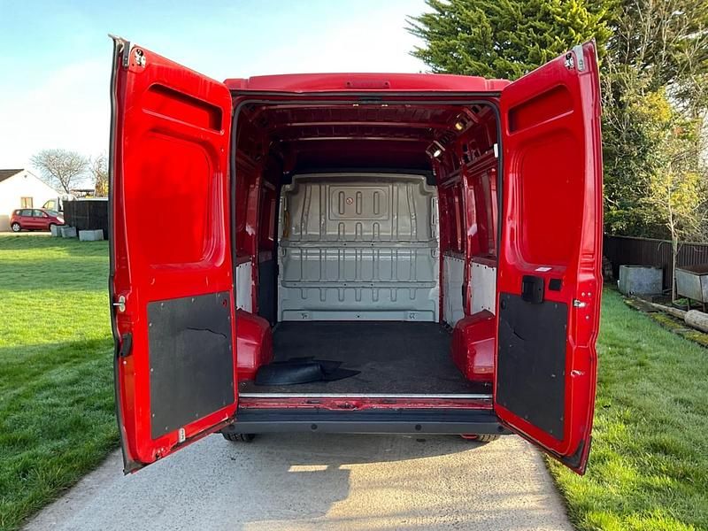 Used Fiat Ducato 110 HP (80 kW) 2015 Red Van