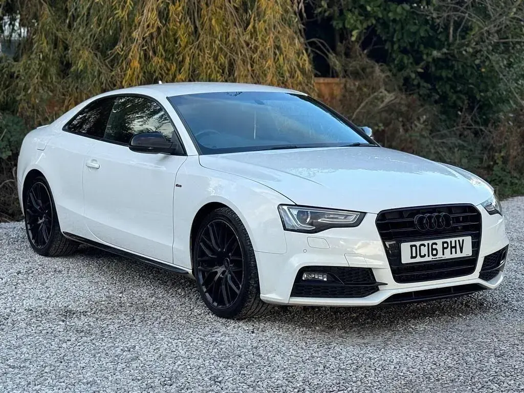 Used Audi A5 Black Edition 190 HP (139 kW) 2016 White Coupe