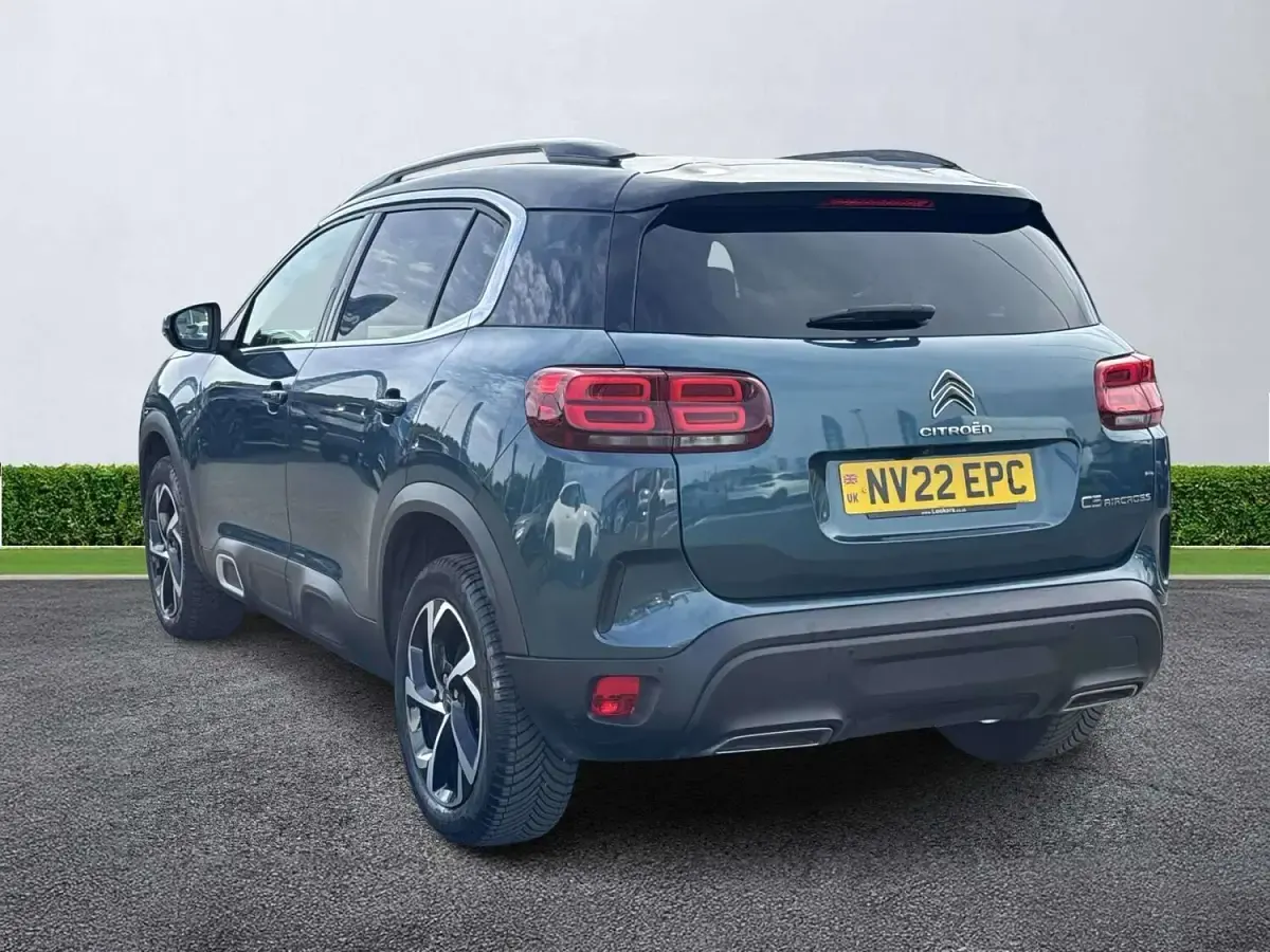 Used Citroën C5 PureTech 130 HP (95 kW) 2022 Blue Hatchback