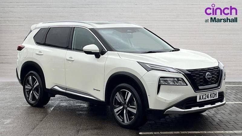 Used Nissan X-Trail Tekna 213 HP (156 kW) 2024 White SUV