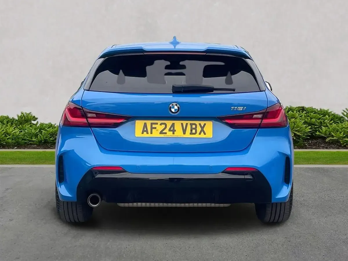 Used BMW 118 M Sport 136 HP (100 kW) 2024 Blue Hatchback