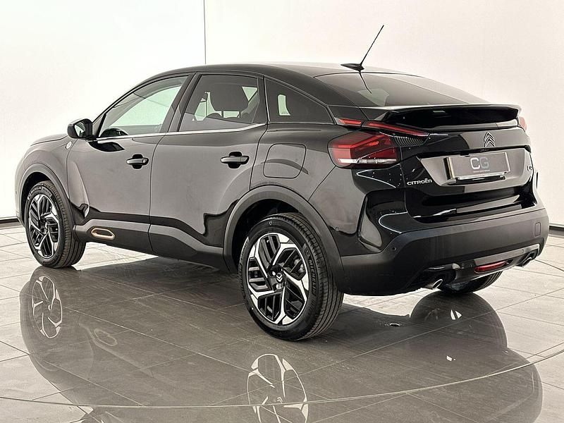 Used Citroën C4 PureTech 127 HP (93 kW) 2022 Black Hatchback