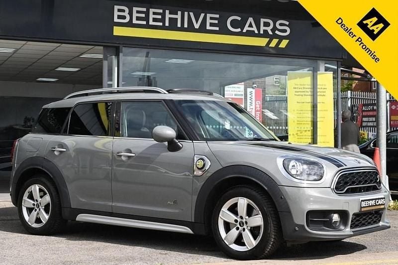 Grey Used 2017 Mini Cooper Countryman SUV | £12,950 (Fair price) - Image 1/4
