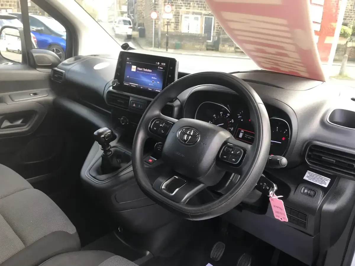 Used Toyota Proace 2022 White MPV