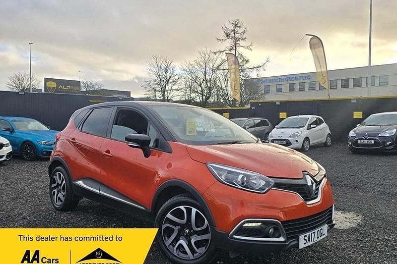 Orange Used 2017 Renault Captur Dynamique SUV | £5,995 (Good price) - Image 1/1