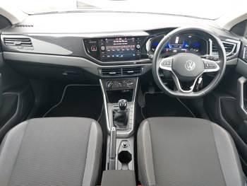 Used VW Polo Life 95 HP (69 kW) 2023 Black Hatchback
