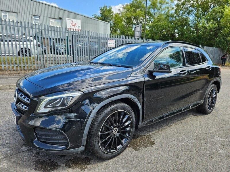 Black Used 2019 Mercedes GLA180 AMG line SUV | £7,650 (Super price) - Image 1/4
