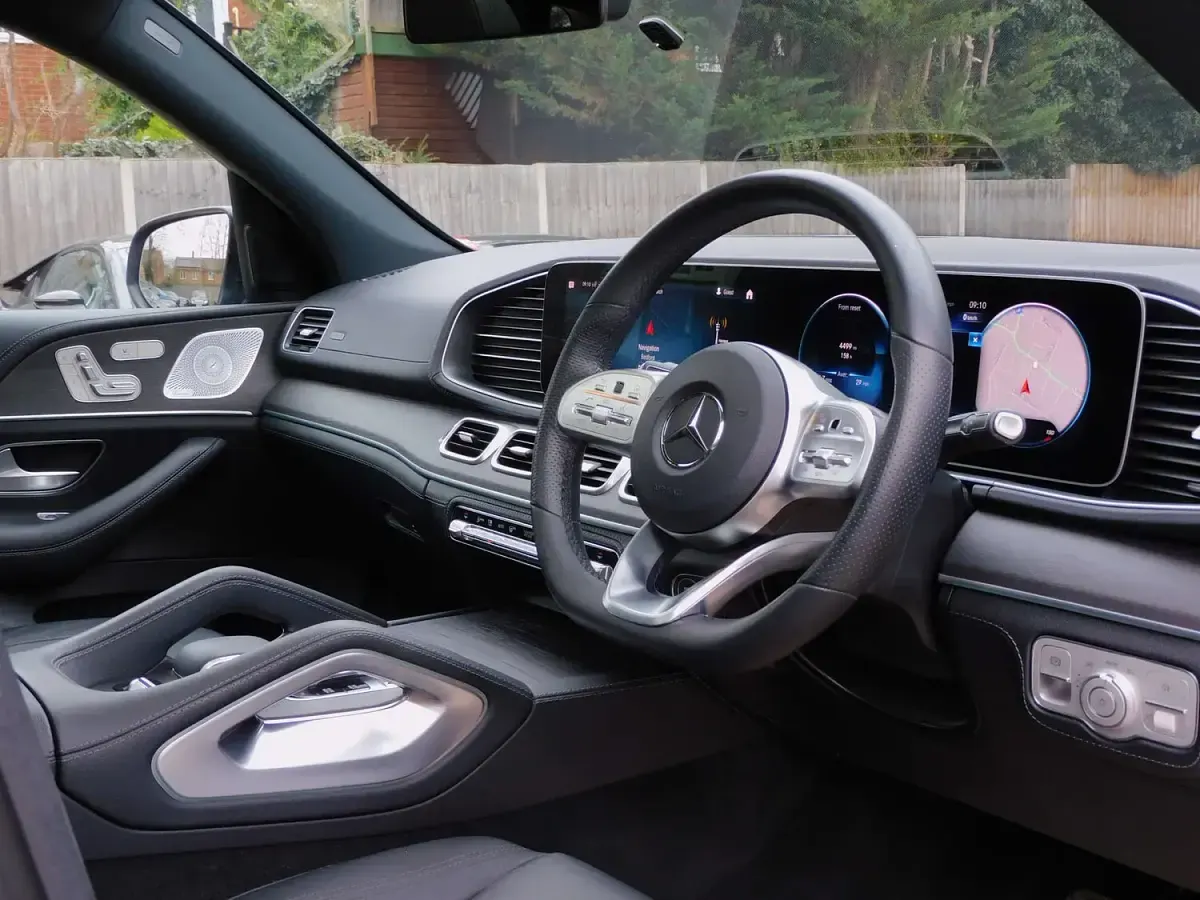 Used Mercedes GLE400 AMG line 325 HP (239 kW) 2019 Blue SUV