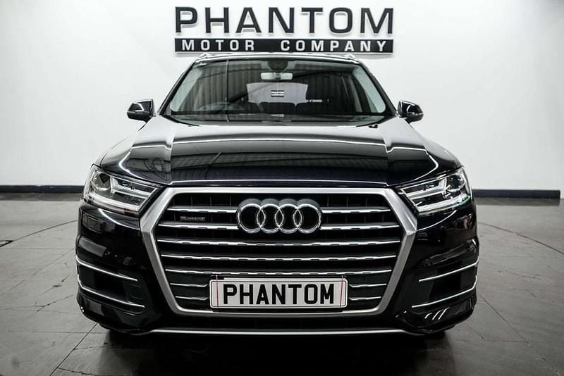 Begagnad Audi Q7 Design 2015 Svart SUV