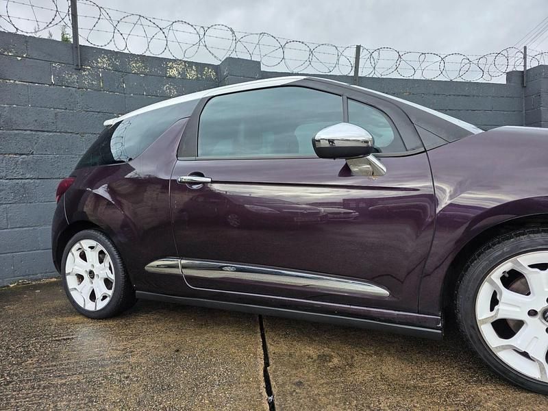 Used Citroën DS3 2014 Mauve/purple Hatchback