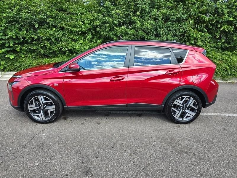 Used Hyundai Bayon Premium 118 HP (86 kW) 2024 Red SUV