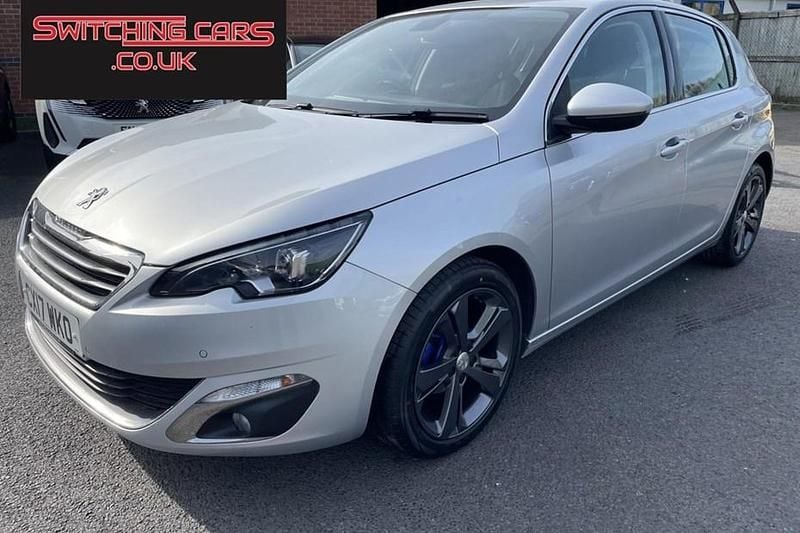 Used Peugeot 308 Allure 130 HP (95 kW) 2017 Hatchback