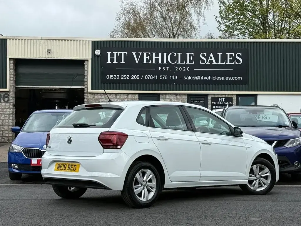 Used VW Polo SE 65 HP (47 kW) 2019 White Hatchback