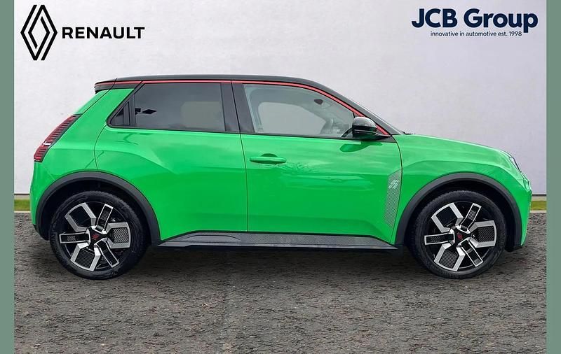 Used Renault R5 Urban 89 kW (122 HP) 2025 Other Hatchback
