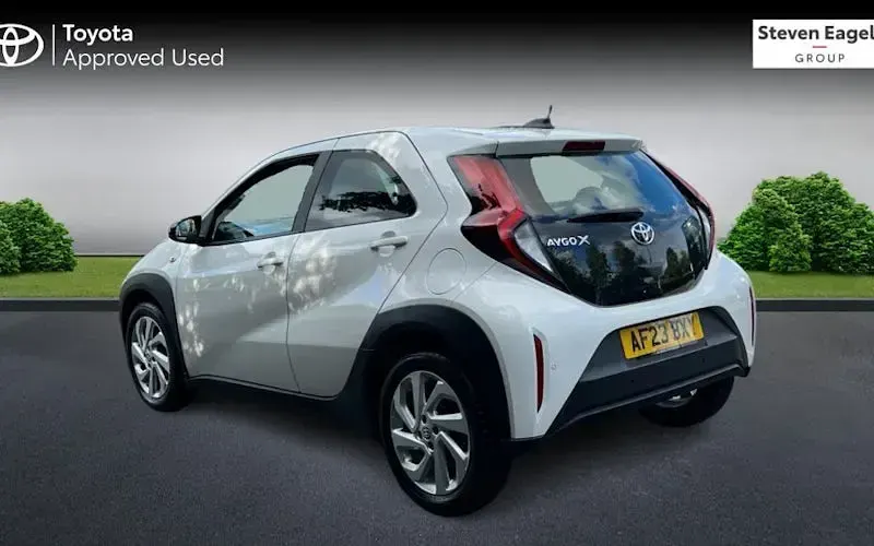Used Toyota Aygo X PURE 72 HP (52 kW) 2025 SUV