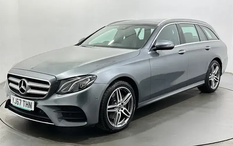 Używany Mercedes E220 AMG Line Premium 194 KM (142 kW) 2019 Kombi