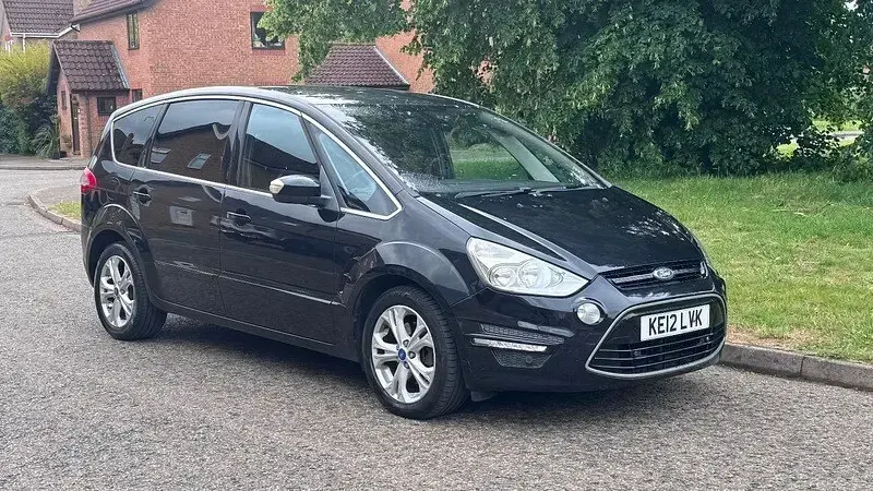 Used Ford S-MAX Titanium 2012 Black MPV