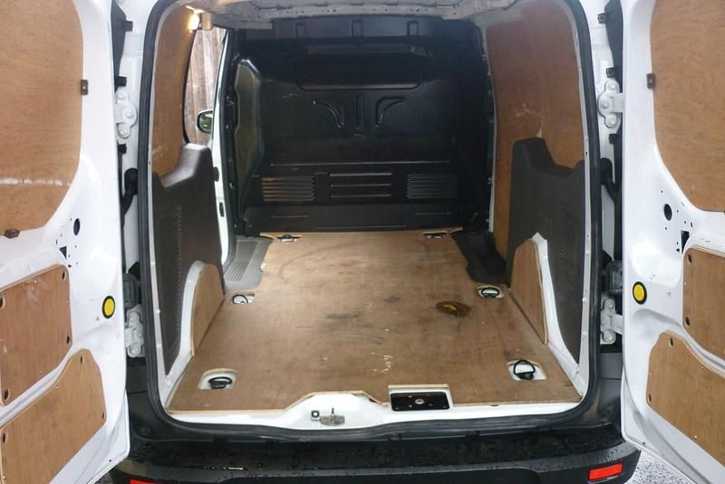 Used Ford Transit Connect 120 HP (88 kW) 2020 White MPV