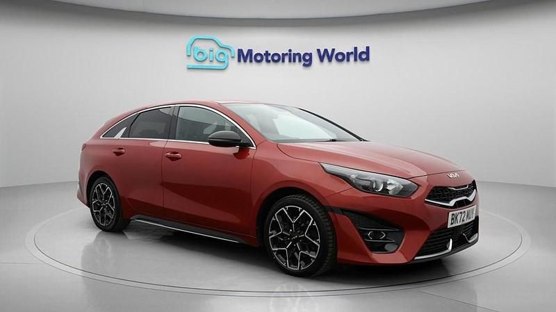 Used Kia ProCeed GT-Line 158 HP (116 kW) 2023 Red Estate
