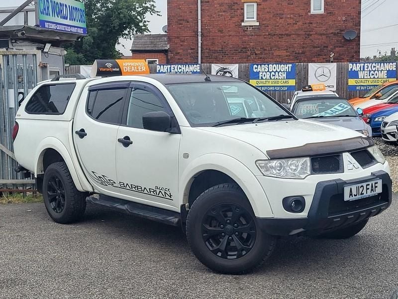 White Used 2012 Mitsubishi L200 Top Pickup | £5,495 (Good price) - Image 1/4