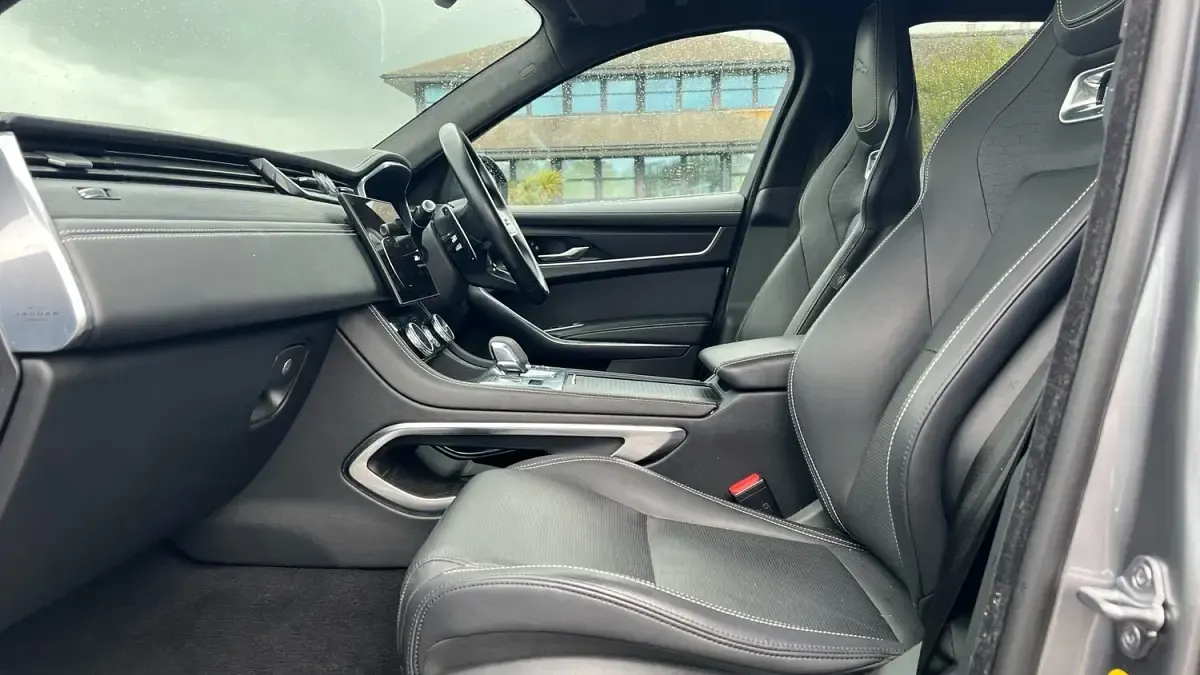 Used Jaguar F-Pace R-Dynamic 300 HP (220 kW) 2021 Grey SUV