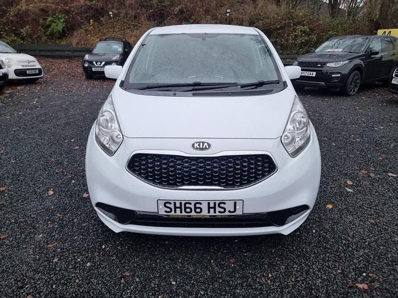 Used Kia Venga 89 HP (65 kW) 2016 White Hatchback