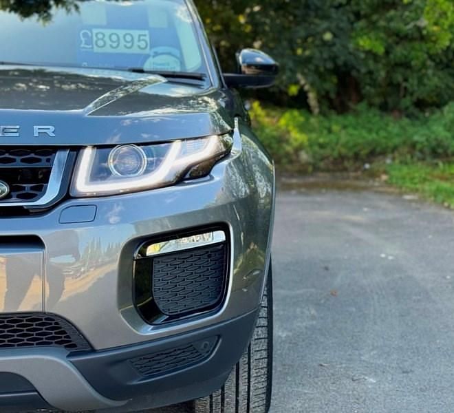 Used Land Rover Range Rover evoque SE 240 HP (176 kW) 2016 Grey SUV