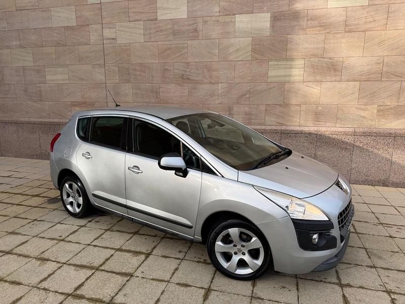Used Peugeot 3008 Active 2012 Silver Hatchback