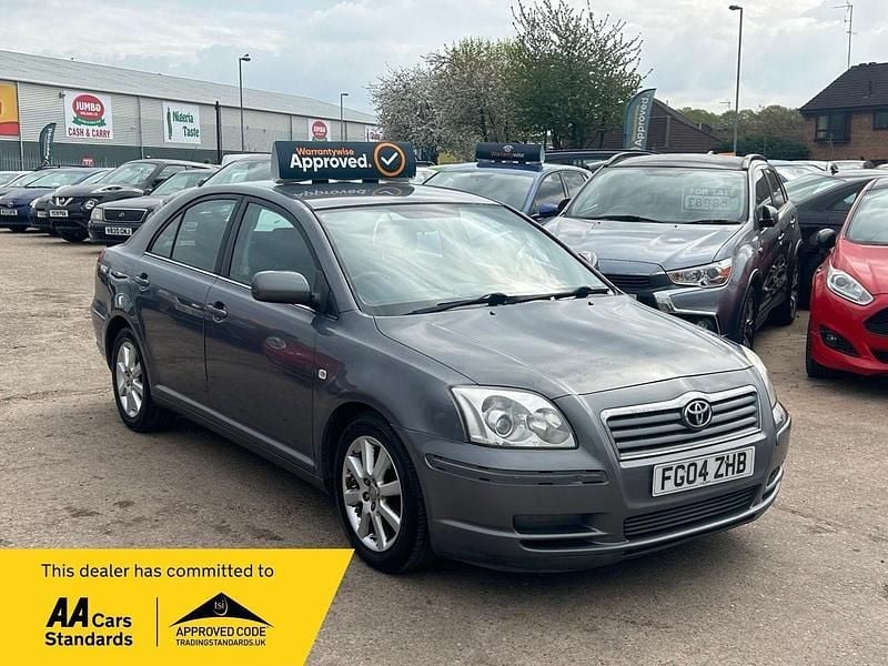 Silver Used 2004 Toyota Avensis T3 Hatchback | £2,475 (Fair price) - Image 1/3