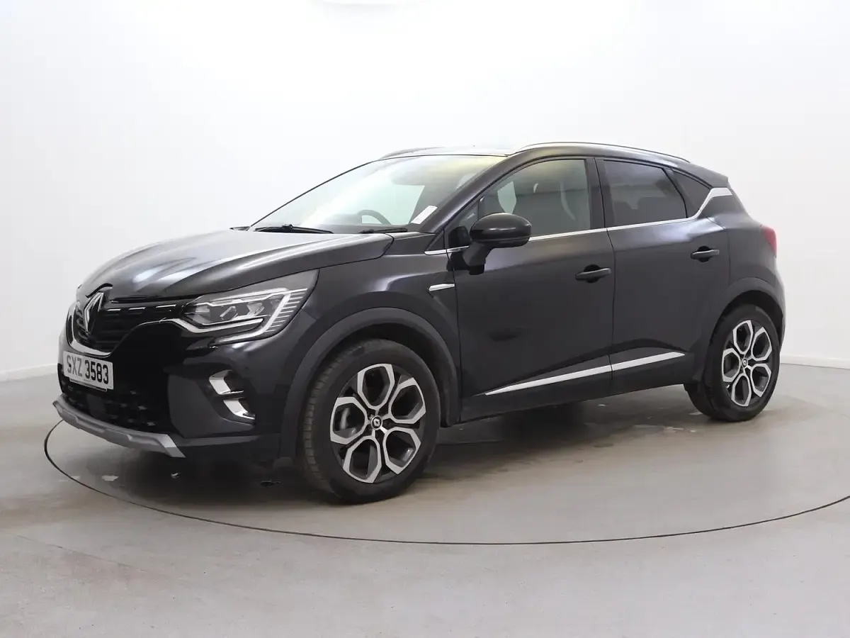 Used Renault Captur Techno 91 HP (66 kW) 2023 Black SUV