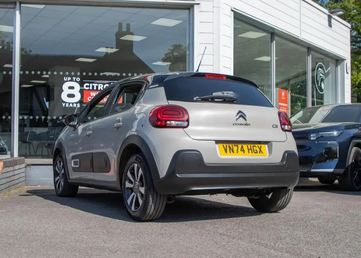 Usado Citroën C3 PureTech 108 CV (79 kW) 2024 Gris Utilitario