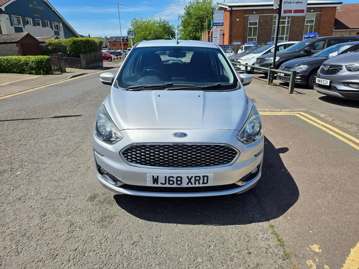 Used Ford Ka Plus Zetec 85 HP (62 kW) 2018 Silver Hatchback