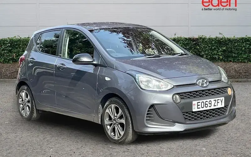 Used Hyundai i10 67 HP (49 kW) 2019 Hatchback