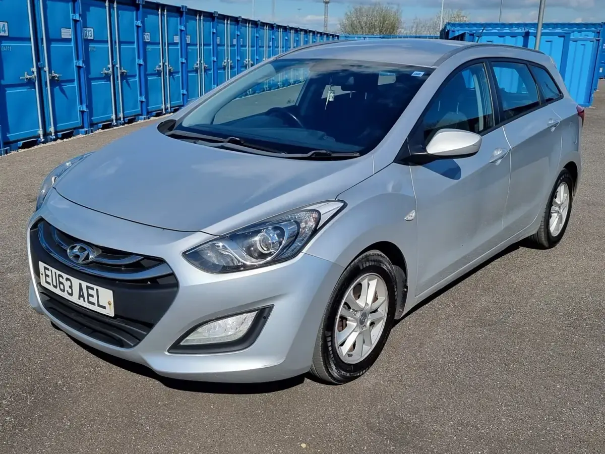 Begagnad Hyundai i30 Active 2013 Silver Kombi