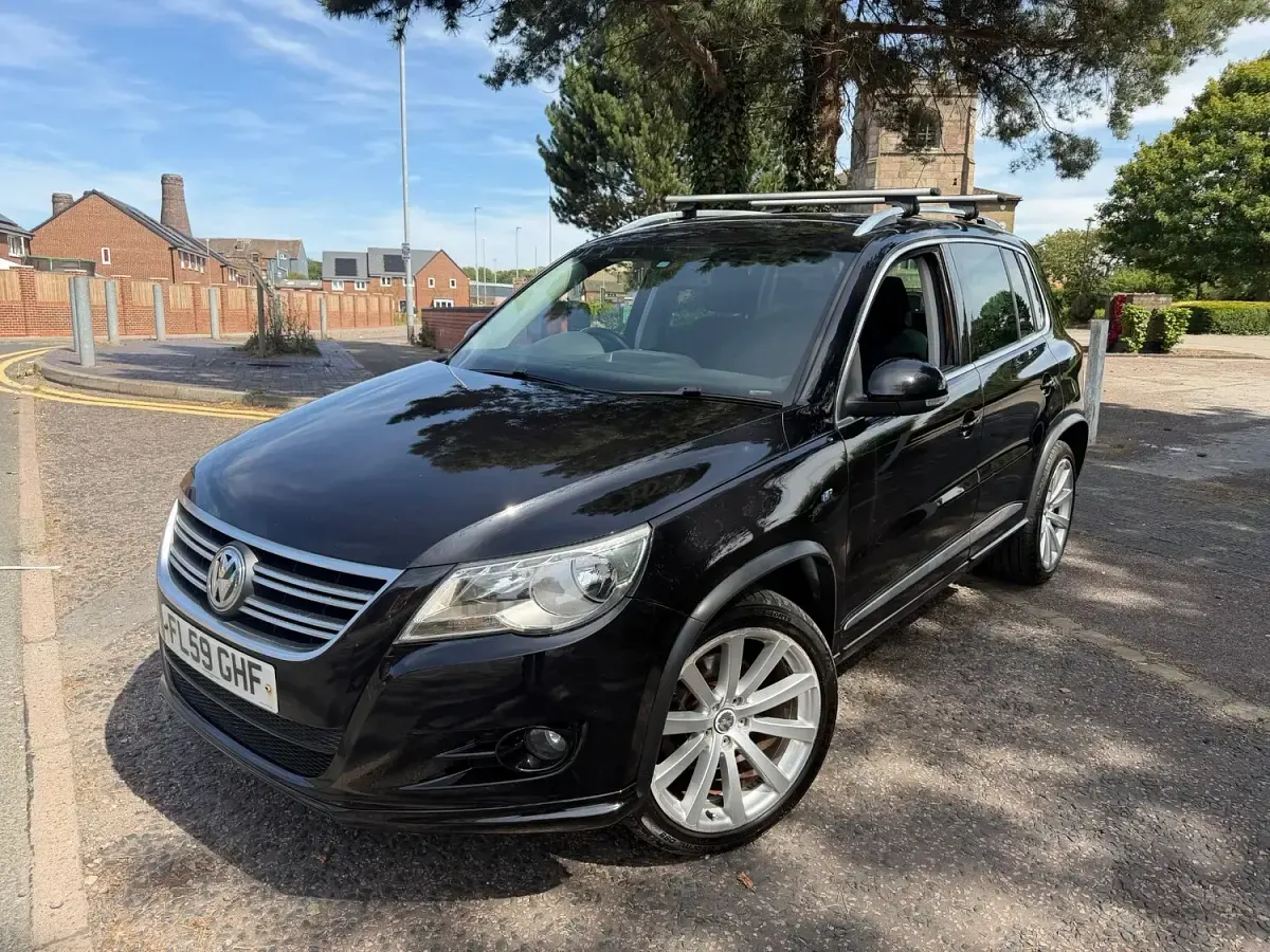Used VW Tiguan R-line 170 HP (125 kW) 2009 Black SUV