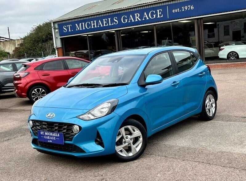 Turquoise Used 2021 Hyundai i10 SE Hatchback | £10,995 (Good price) - Image 1/4