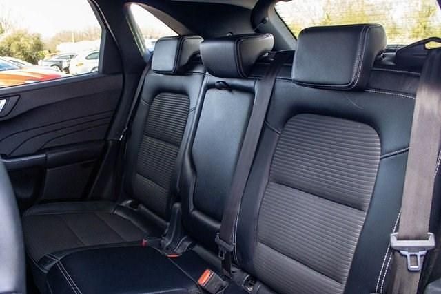 Used Ford Kuga Titanium 120 HP (88 kW) 2022 Silver SUV