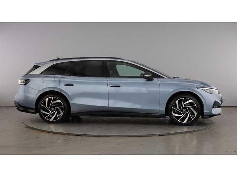 Usado VW ID.7 Pro 210 kW (286 HP) 2024 Azul Carrinha