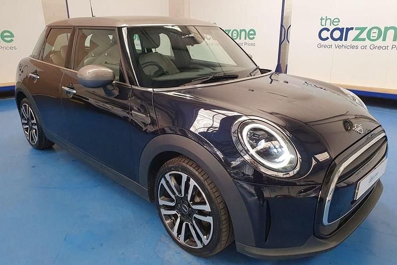 Blue/black Used 2022 Mini Cooper Exclusive Hatchback | £18,499 (Fair price) - Image 1/1