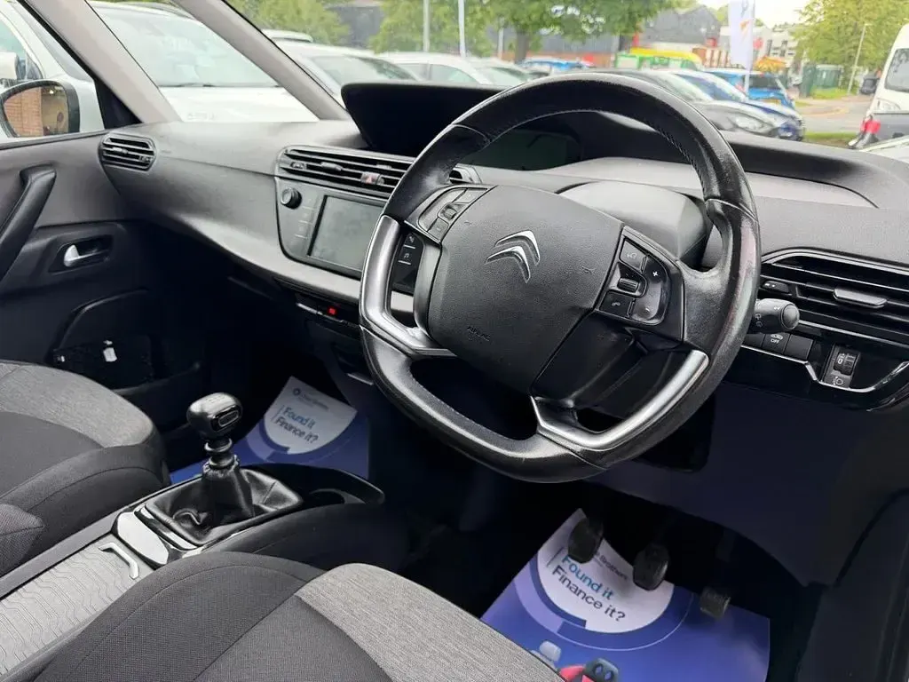 Gebraucht Citroën Grand C4 Picasso Touch 130 PS (95 kW) 2018 Weiß Van / Kleinbus