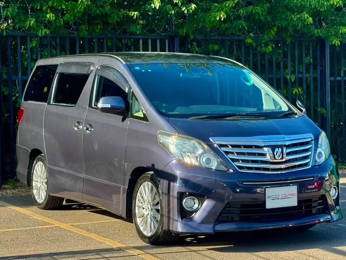 Used Toyota Alphard 2013 Blue MPV