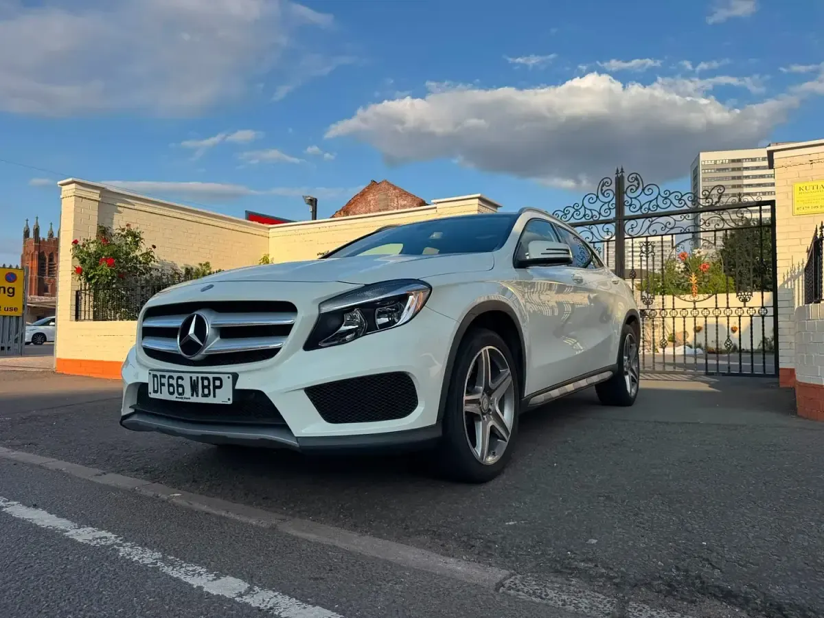 Used Mercedes GLA200 AMG line 2016 White SUV