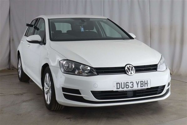 White Used 2013 VW Golf VII SE Hatchback | £7,349 (Fair price) - Image 1/1
