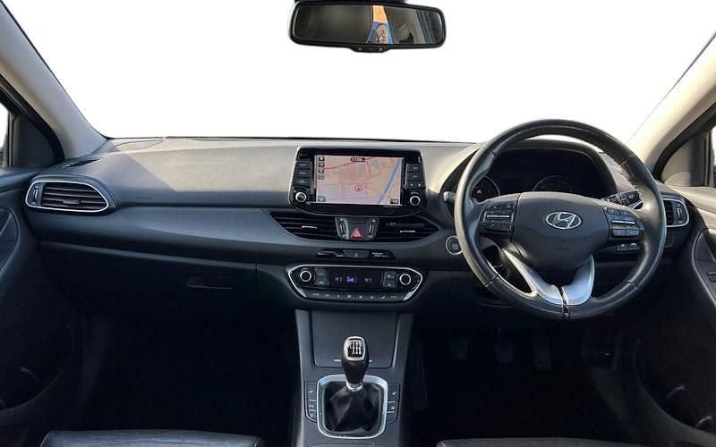 Used Hyundai i30 Premium SE 140 HP (102 kW) 2018 Black Hatchback