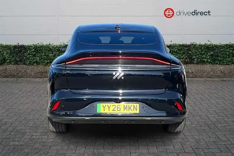 Used MG IM6 553 kW (752 HP) 2026 Black SUV