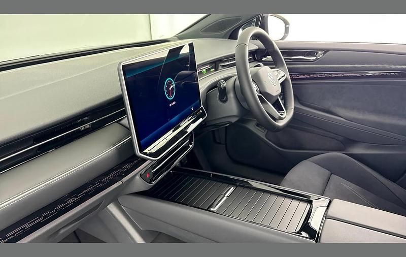 Used VW ID.7 Pro 210 kW (286 HP) 2025 Grey Hatchback