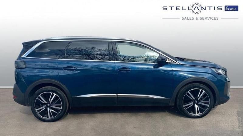 Used Peugeot 5008 Premium 129 HP (94 kW) 2023 Blue SUV